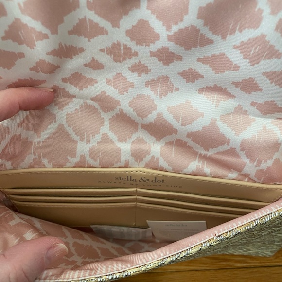 Stella & Dot City Slim Natural Clutch- never used - Picture 3 of 5